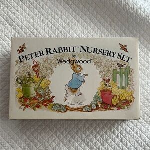 Wedgwood Peter Rabbit Nursery Set